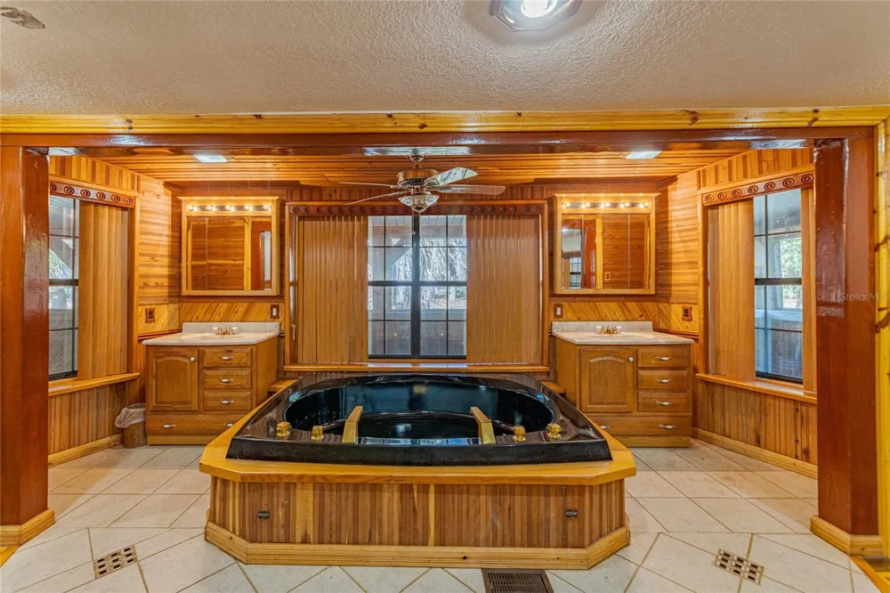 11053 MULBERRY LANDING ANNEX Hilliard, FL 32046