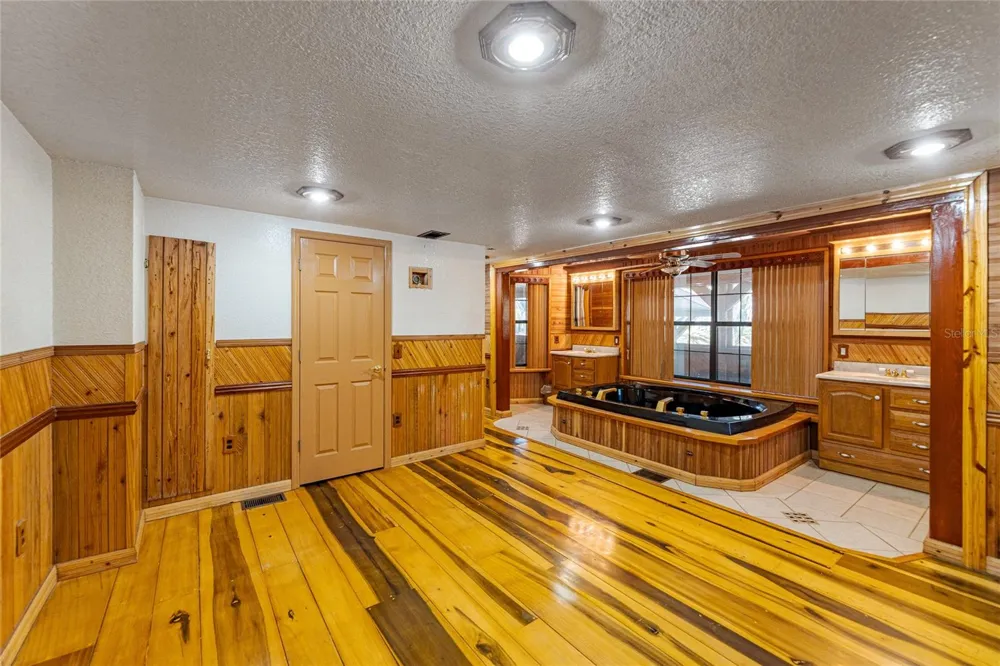 11053 MULBERRY LANDING ANNEX Hilliard, FL 32046