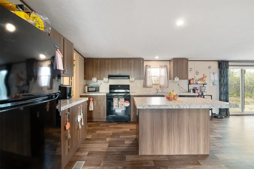 114 Blue Quail Street Dale, TX 78616