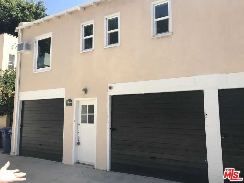 1445 ALTA VISTA