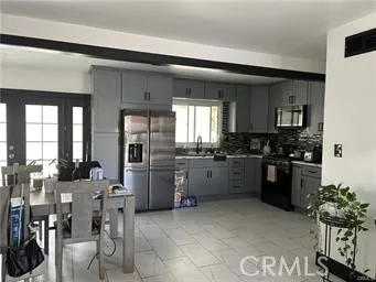 8680 Indiana Riverside, CA 92504