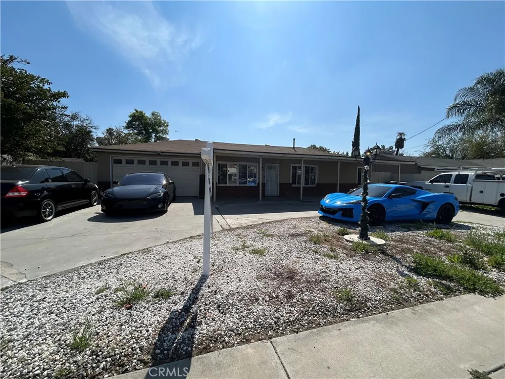 8680 Indiana Riverside, CA 92504