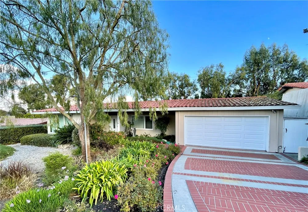 1316 Granvia Altamira