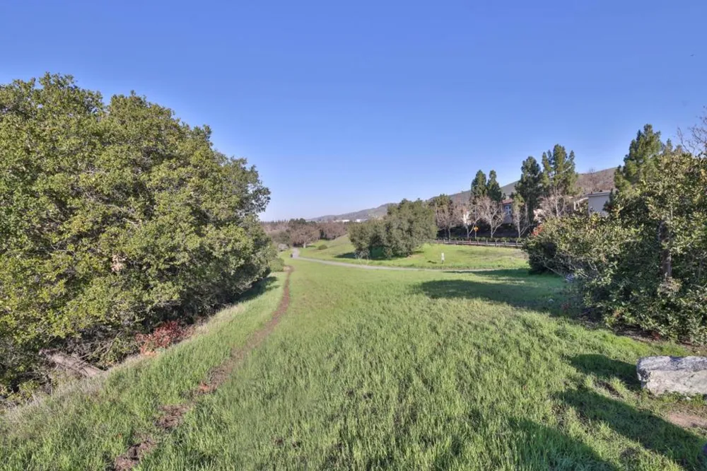 1114 Niguel Lane San Jose, CA 95138