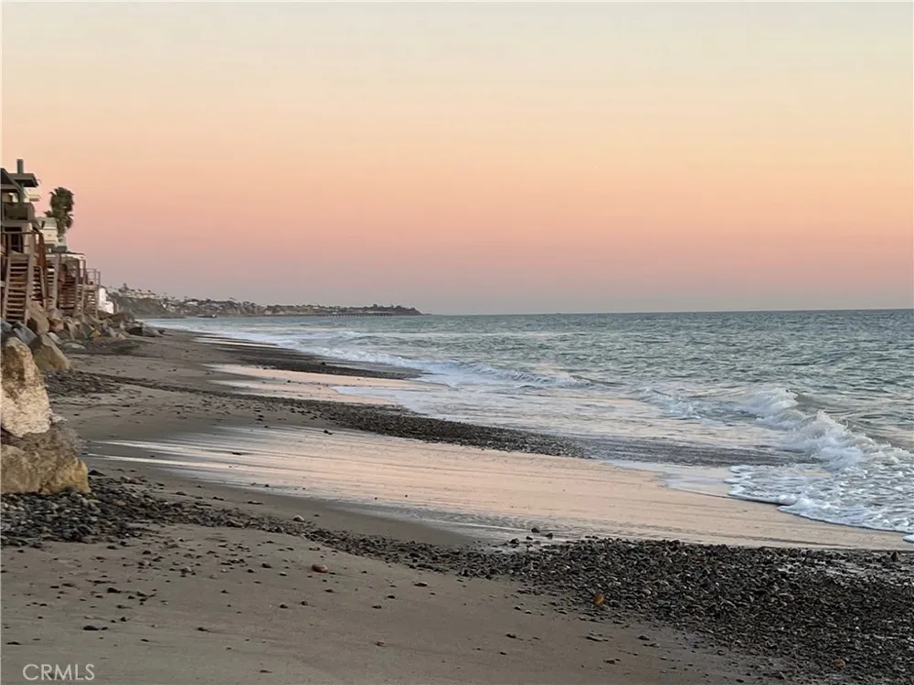 35697 Beach Road Dana Point, CA 92624