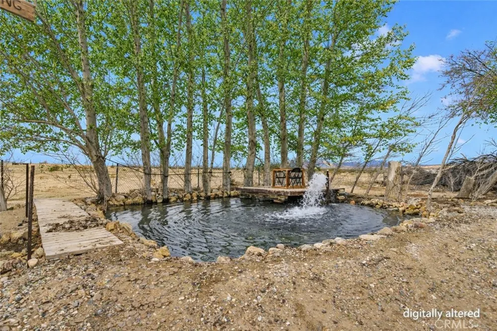 47424 Paddington Landers, CA 92285