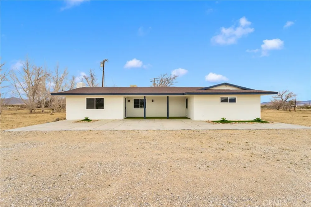 47424 Paddington Landers, CA 92285