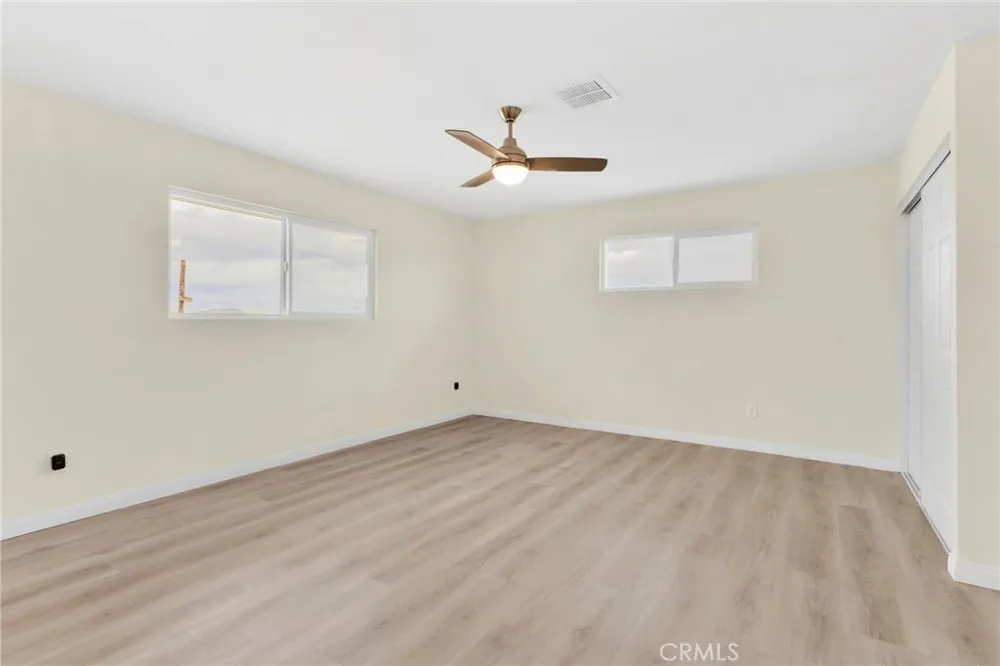 47424 Paddington Landers, CA 92285