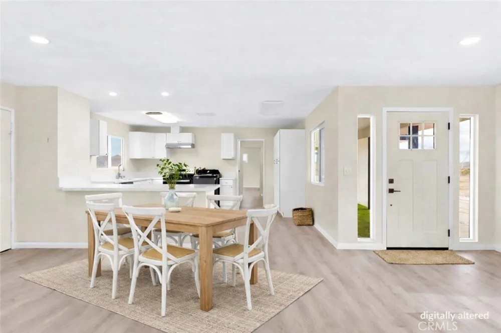 47424 Paddington Landers, CA 92285