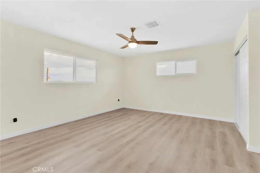 47424 Paddington Landers, CA 92285