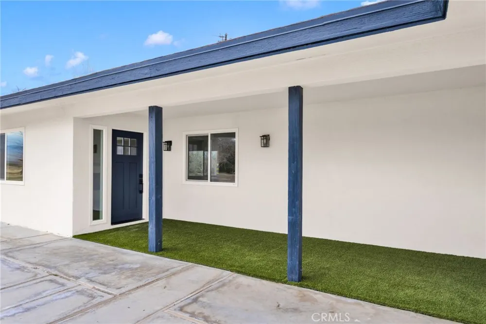 47424 Paddington Landers, CA 92285