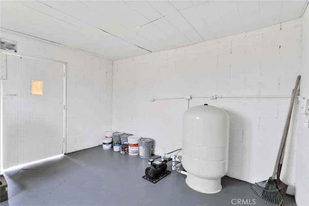 47424 Paddington Landers, CA 92285