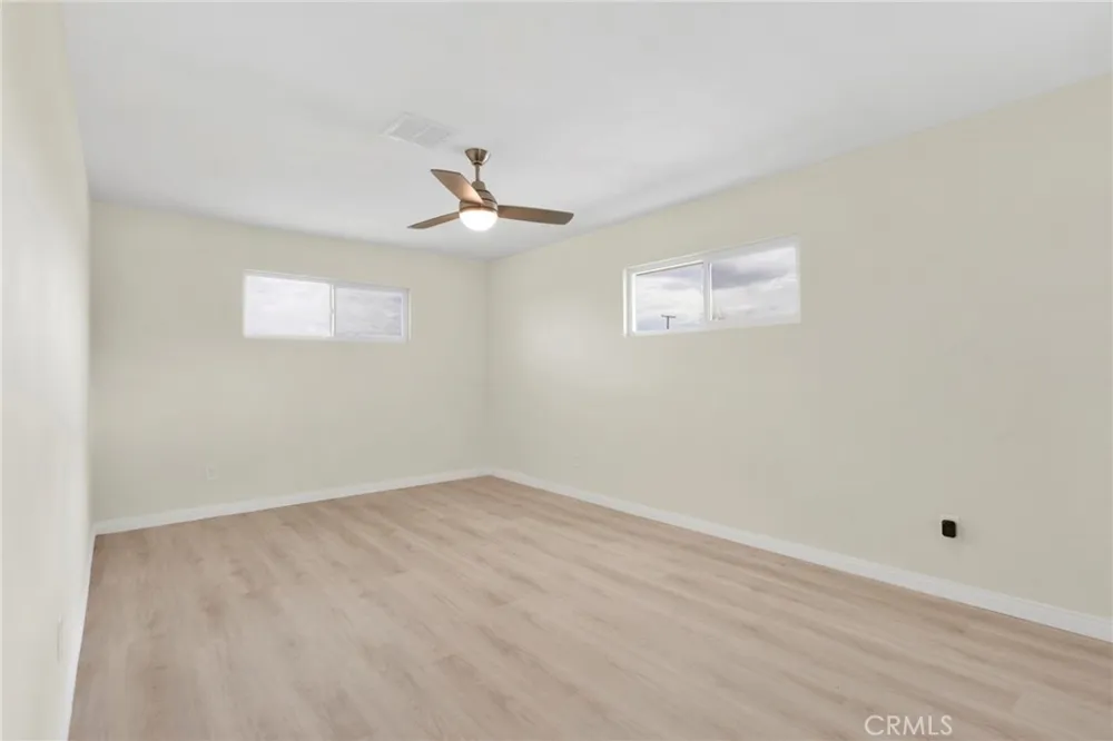 47424 Paddington Landers, CA 92285