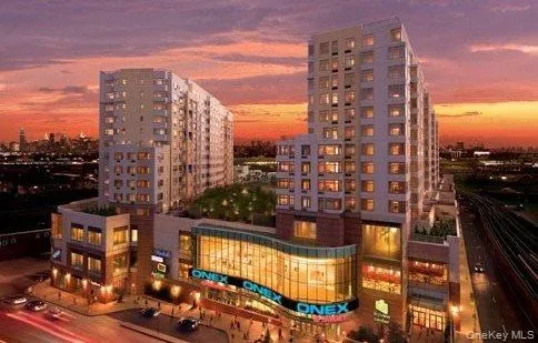 4028 College Point Boulevard #805