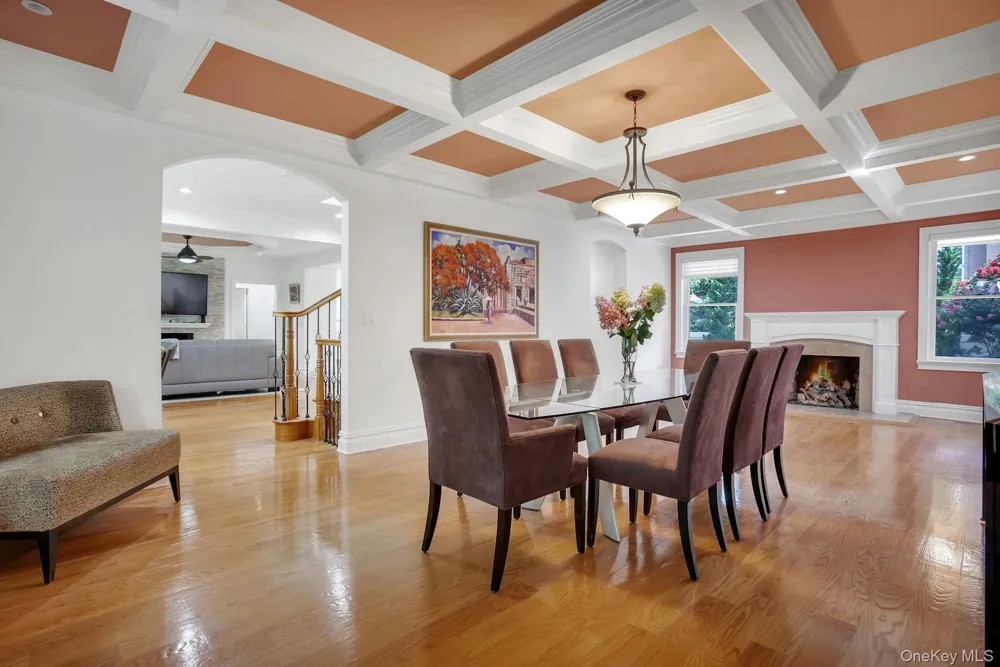 5 Boulevard Malba, NY 11357
