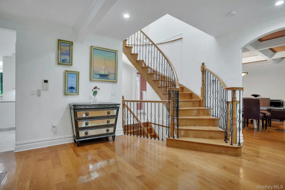 5 Boulevard Malba, NY 11357