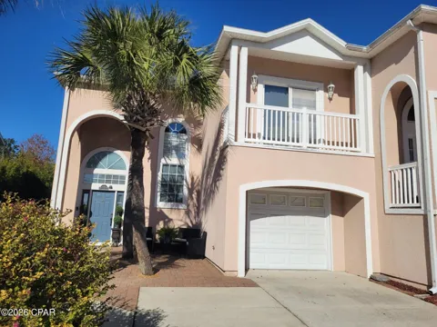6216 Lagoon Drive
