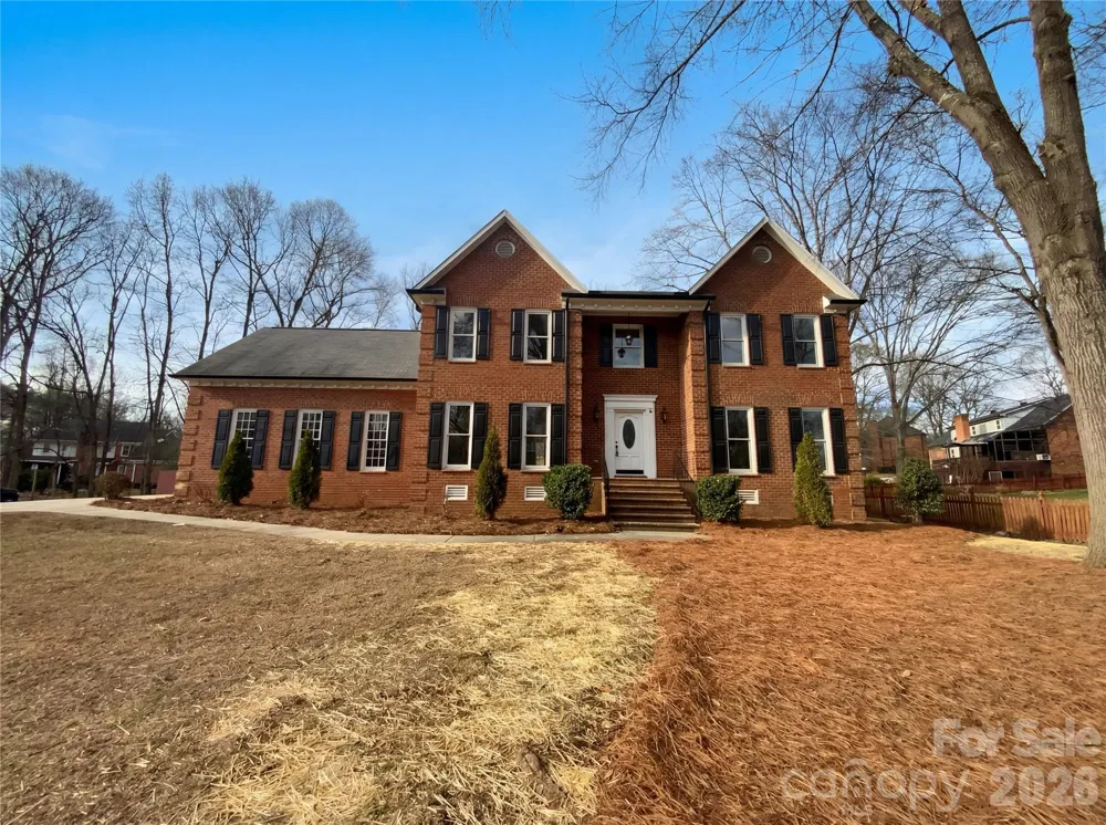 1507 Chadmore Lane NW