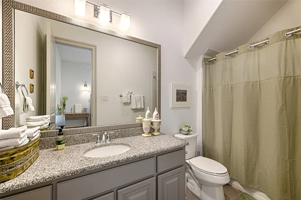 7001 Schubert Colleyville, TX 76034
