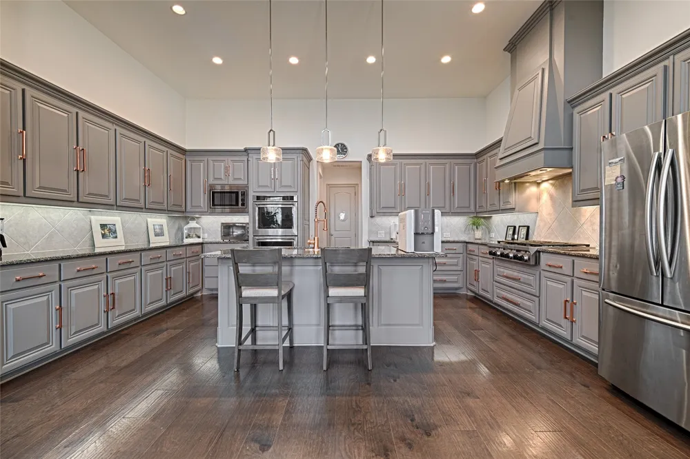 7001 Schubert Colleyville, TX 76034