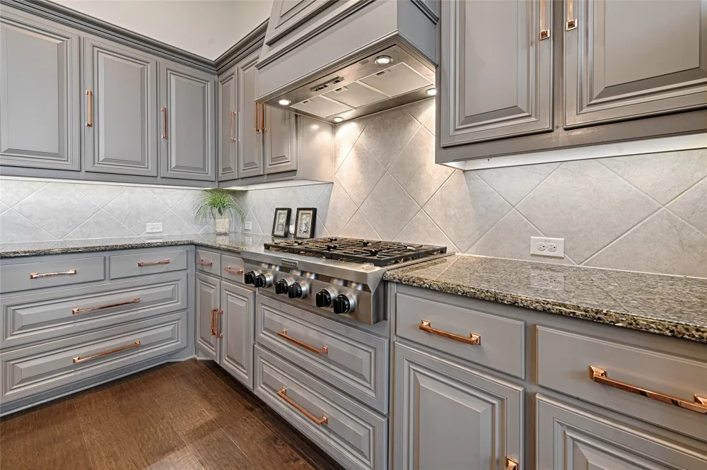 7001 Schubert Colleyville, TX 76034