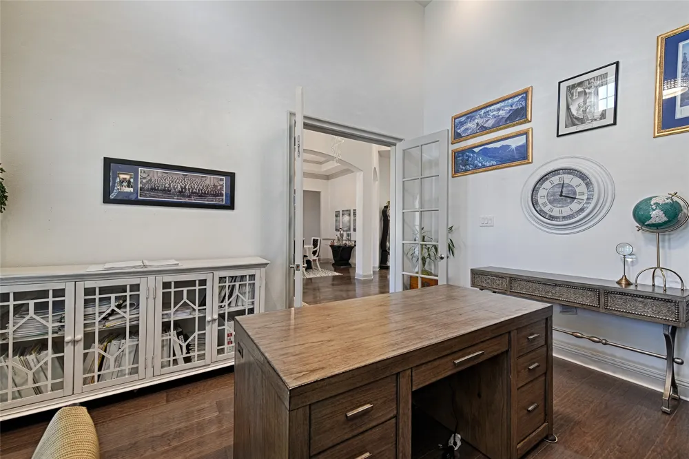 7001 Schubert Colleyville, TX 76034
