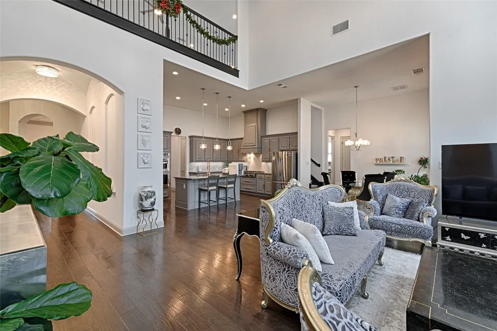 7001 Schubert Colleyville, TX 76034
