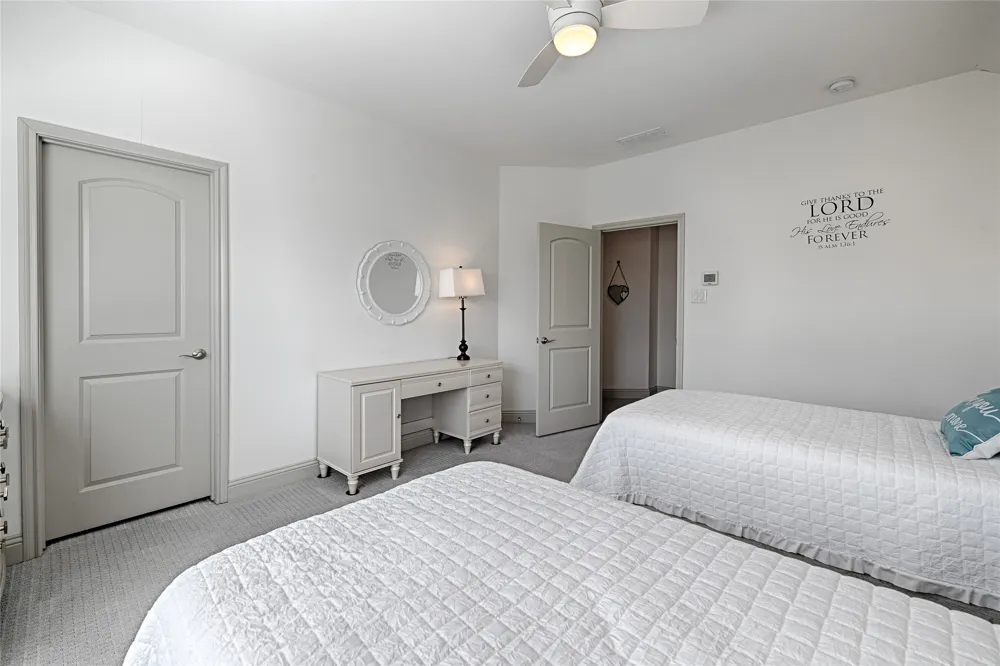 7001 Schubert Colleyville, TX 76034