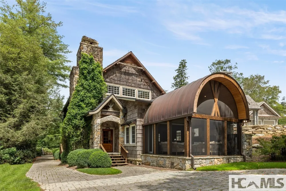 346 Hummingbird Lane