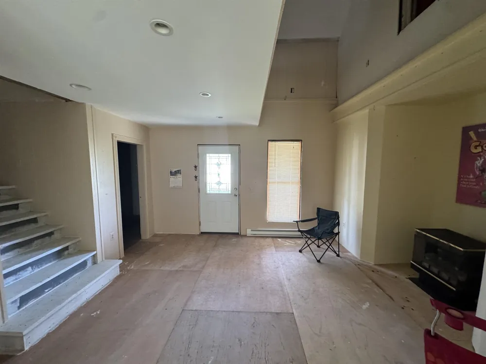 213 Pine Street Lake City City, MI 49651