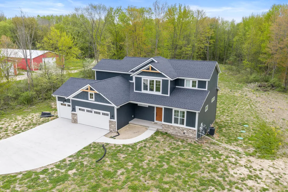 8774 Patterson Avenue SE Caledonia Township, MI 49316