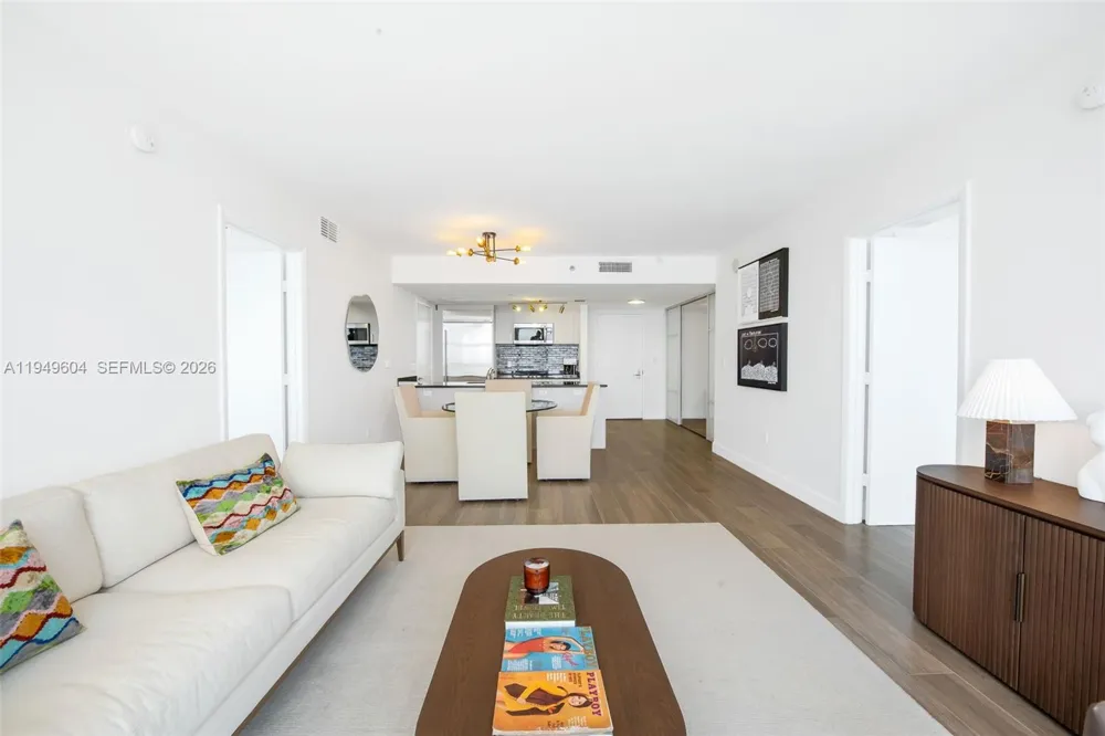 50 Biscayne Blvd #3904 Miami, FL 33132