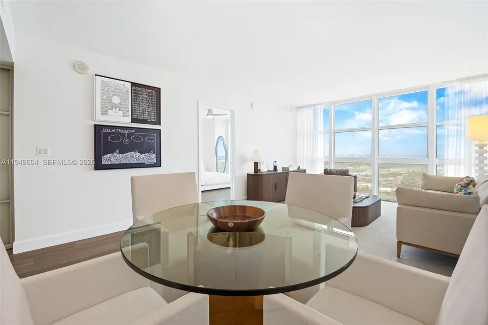 50 Biscayne Blvd #3904 Miami, FL 33132