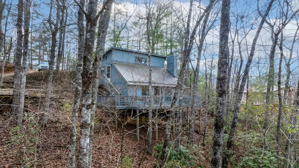 Pine Ridge Trail Almond, NC 28702
