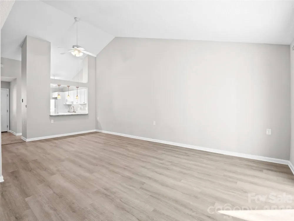 102 Llama Way Black Mountain, NC 28711