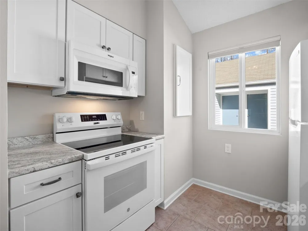 102 Llama Way Black Mountain, NC 28711