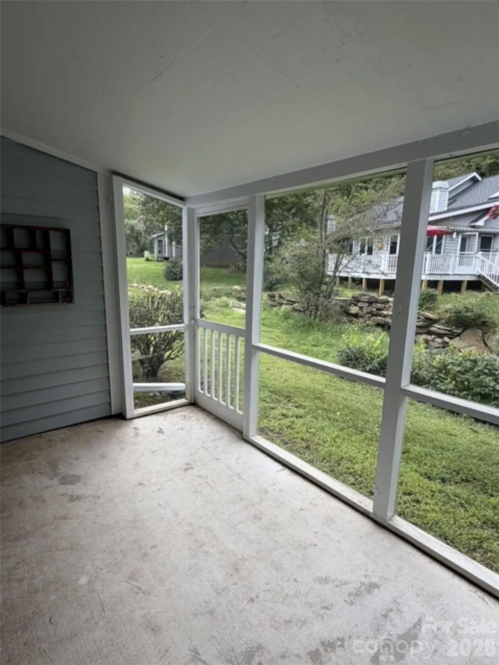 102 Llama Way Black Mountain, NC 28711