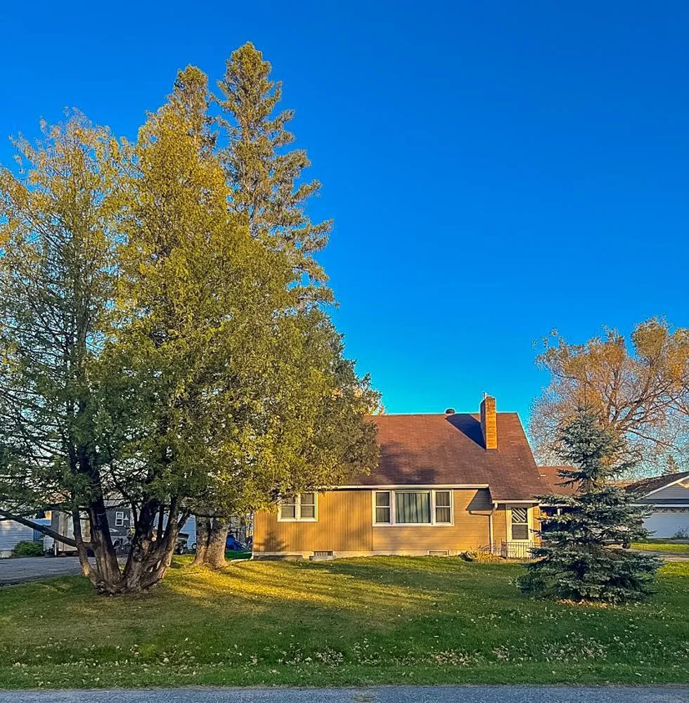 1613 5th Avenue E International Falls, MN 56649