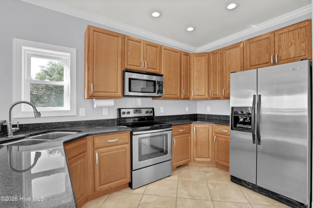 444 Little Kinston Road Surf City, NC 28455