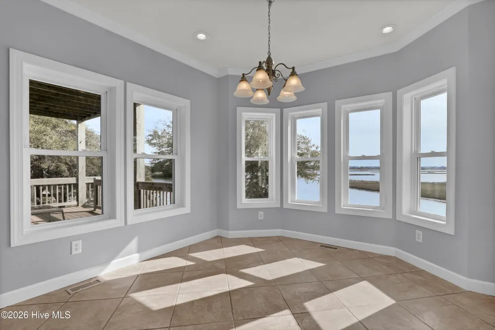 444 Little Kinston Road Surf City, NC 28455