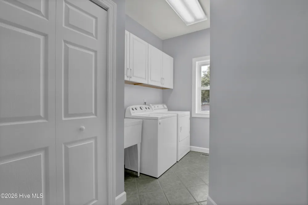 444 Little Kinston Road Surf City, NC 28455