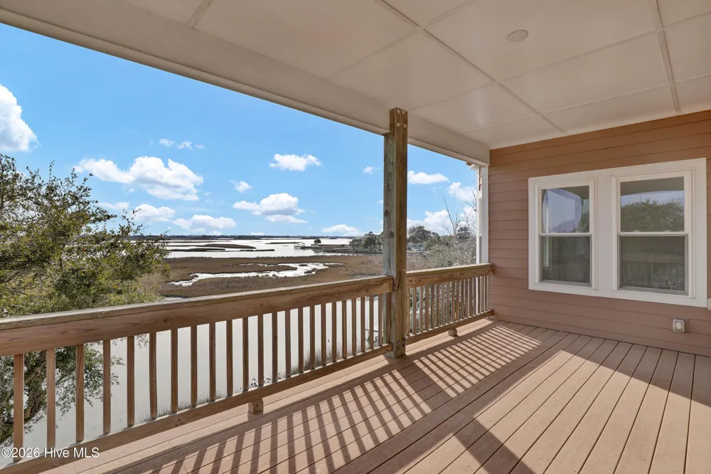 444 Little Kinston Road Surf City, NC 28455