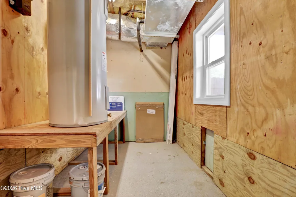 444 Little Kinston Road Surf City, NC 28455