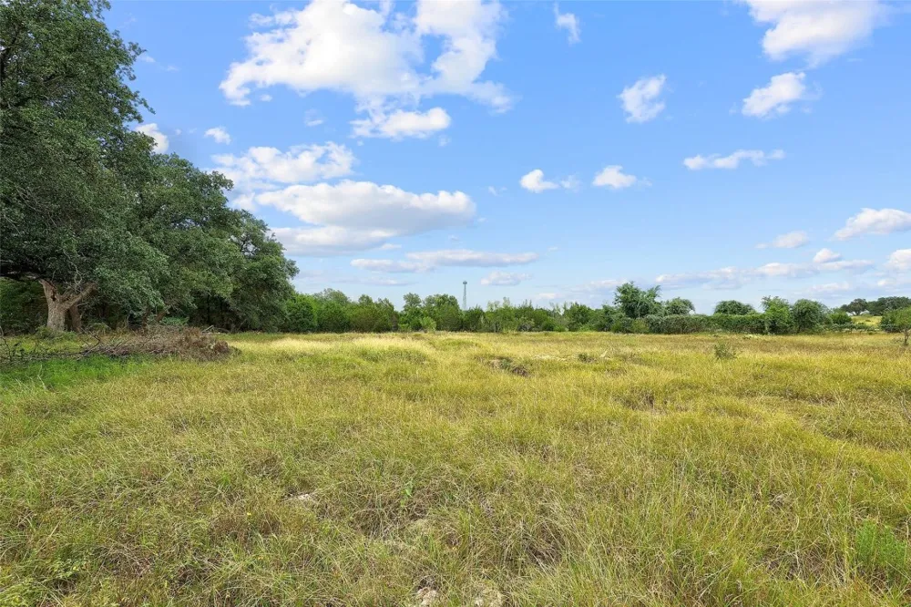 1500 County Road 279 Liberty Hill, TX 78642