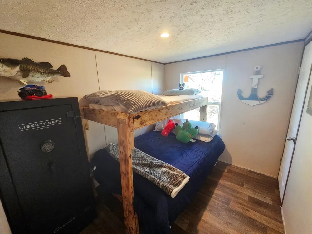 8383 Fm-60 Somerville, TX 77879