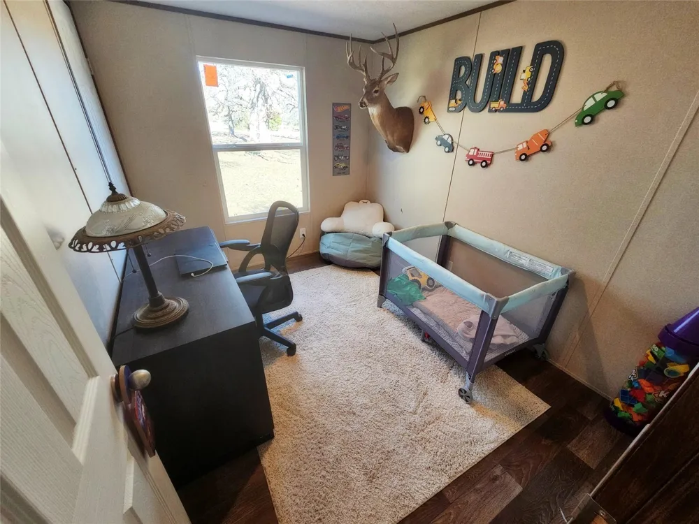 8383 Fm-60 Somerville, TX 77879
