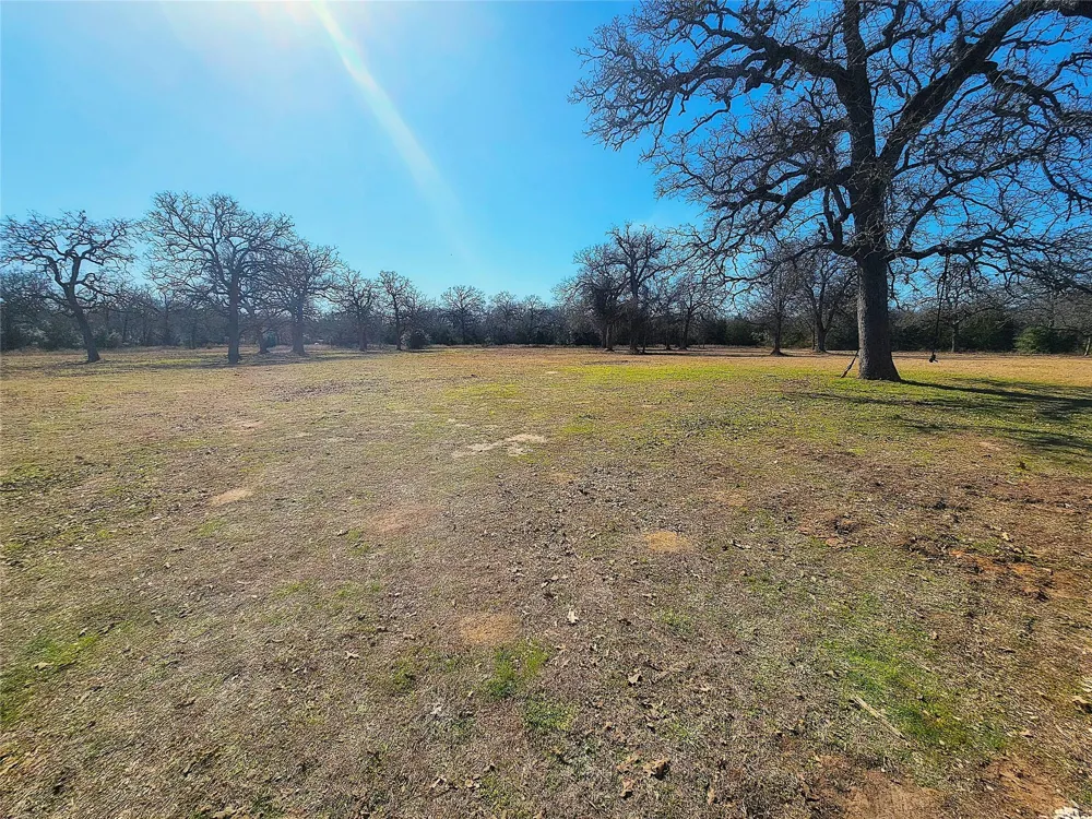 8383 Fm-60 Somerville, TX 77879