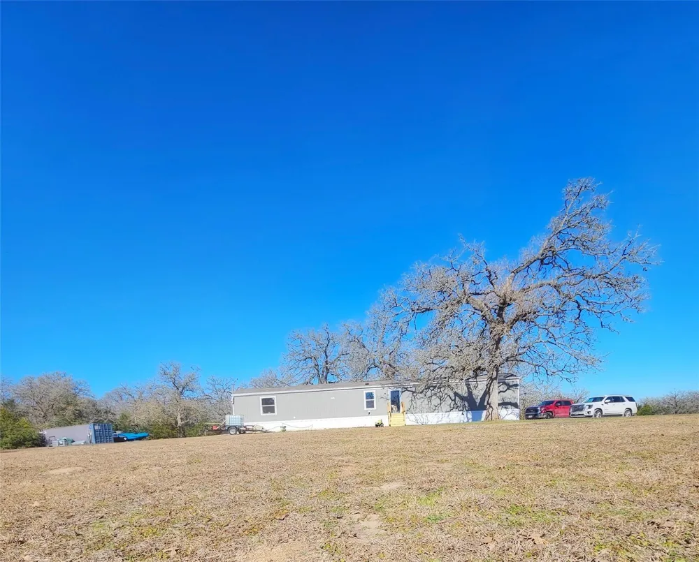 8383 Fm-60 Somerville, TX 77879
