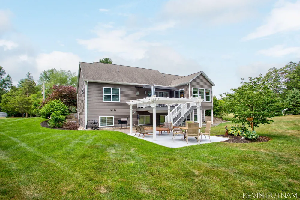 6515 134th Ave Avenue Saugatuck, MI 49453