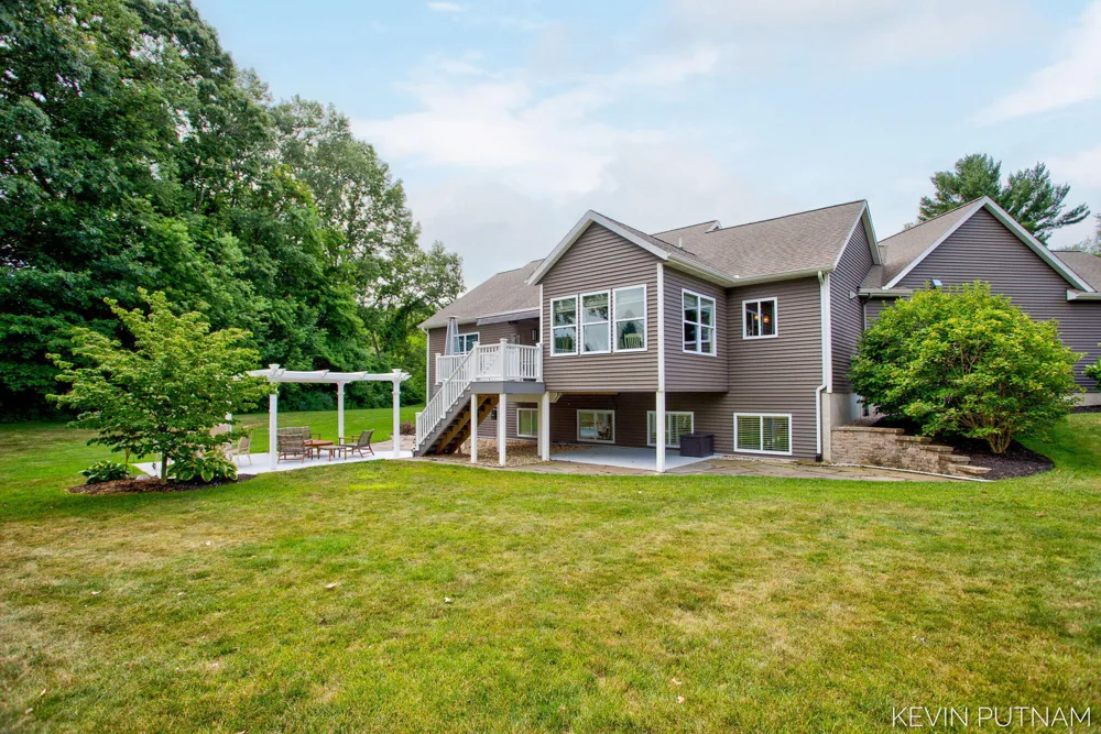6515 134th Ave Avenue Saugatuck, MI 49453